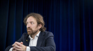 Daniel Gascón: «En España hay un equipo de contorsión sincronizada»