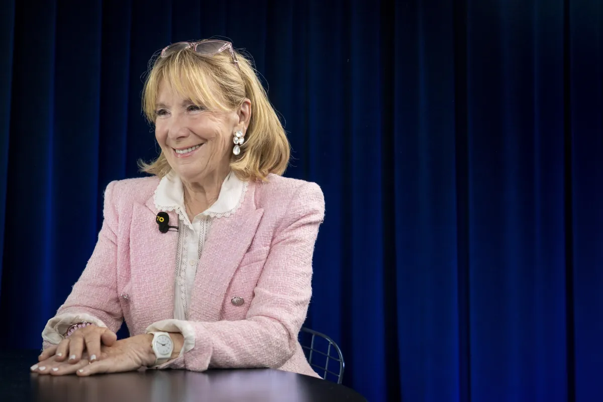 VÍDEO | El purgatorio de Esperanza Aguirre: «Aznar dejó un PP unido y Rajoy lo dividió en tres»