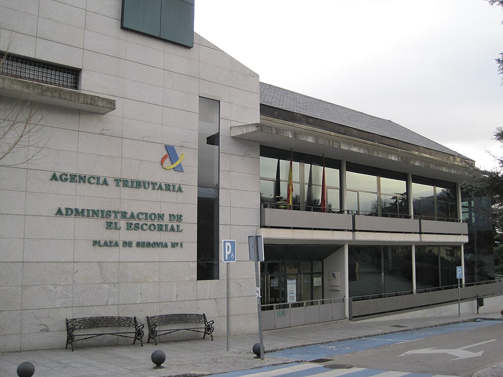 Fachada de uno de los edificios de la Agencia Tributaria: (EP)