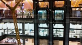 Aena amplia los controles a los sintecho y cerrará parcialmente las terminales de Barajas