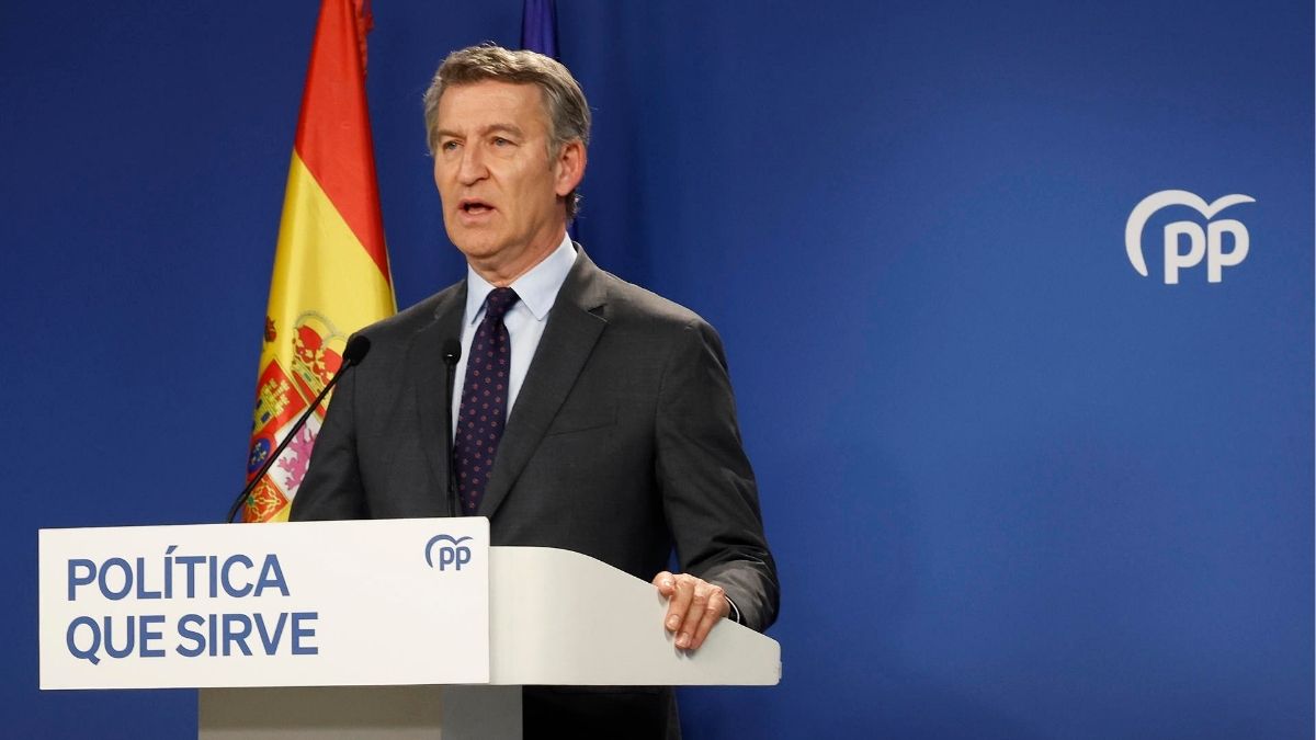 El Gobierno reprocha a Feijóo su manifestación contra Sánchez y no atender las de Valencia