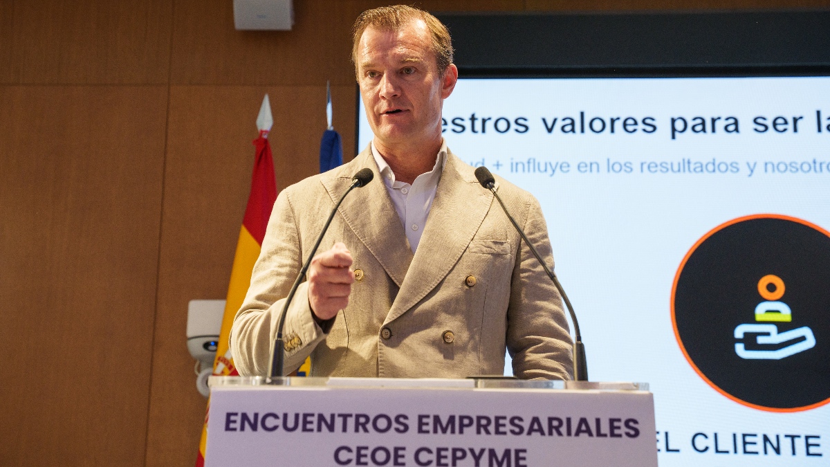 Los fondos presentan sus ofertas por la fibra de MasOrange con la idea de comprar el 40%