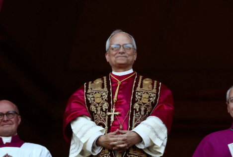Los polémicos tuits de Robert Prevost, el papa León XIV, contra la Administración Trump