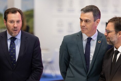 Enfado y preocupación en el ferrocarril y la energía tras los 'lunes negros' del Gobierno
