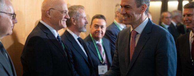 Sánchez, forzado a intervenir en la opa de BBVA al no encontrar el Sabadell un 'caballero blanco'