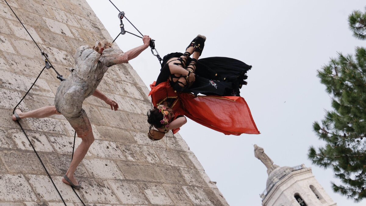Valladolid inaugura el TAC 2025 con 260 funciones de teatro, danza y circo en sus calles