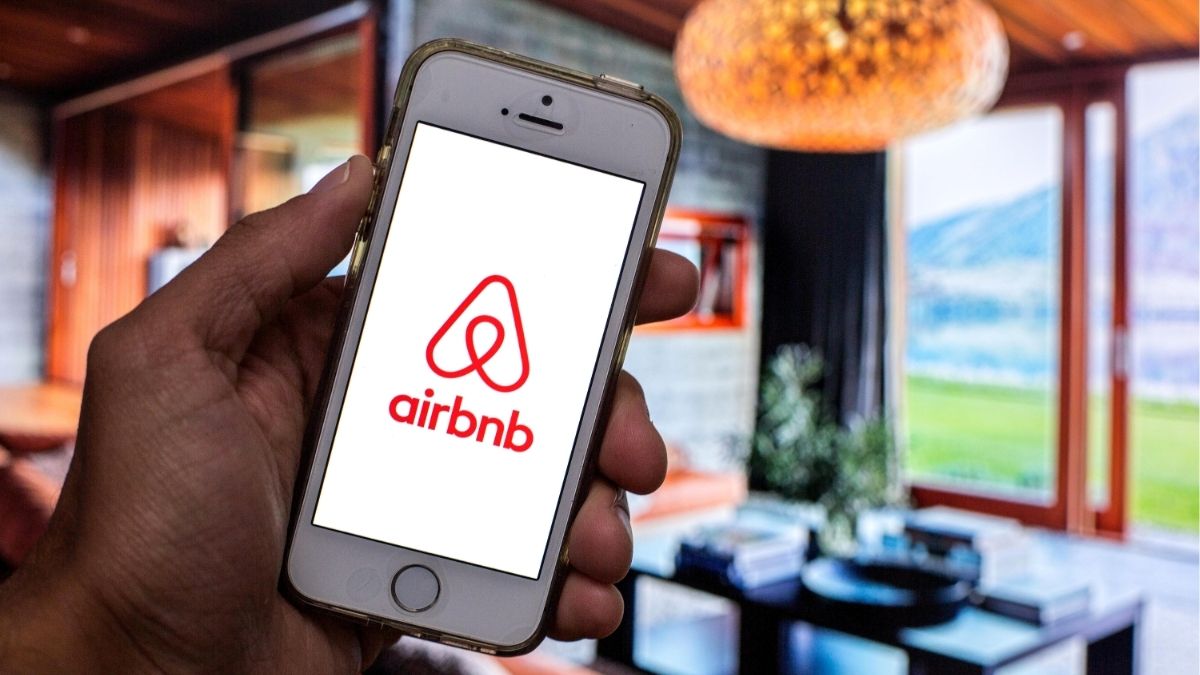 Consumo insta a Airbnb a quitar de manera inmediata 65.000 anuncios ilegales de pisos