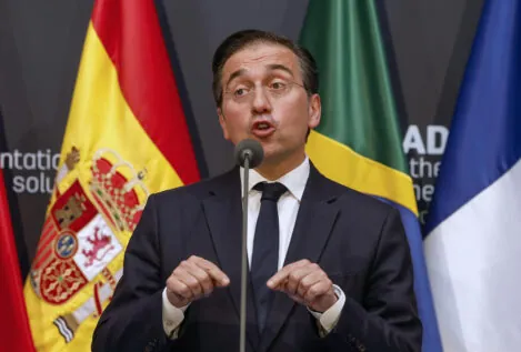 Nueva «cacicada» en Exteriores a favor de las mujeres en la última oposición a diplomático