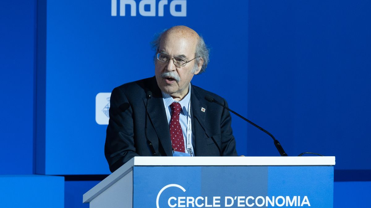 Escrivá ficha a Mas-Colell para seleccionar al nuevo jefe de Economía del Banco de España