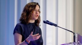 Ayuso ve al Gobierno de Sánchez «acorralado» y niega conocer al excapitán de la UCO