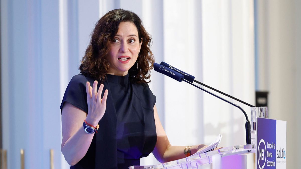 Ayuso anima a Feijóo a «acelerar» el Congreso Nacional del PP por el «runrún» generado