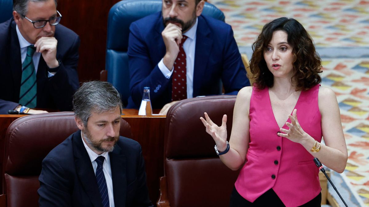 Ayuso cree que el PSOE podría montar un zoo en Madrid «con el cerdo y la pájara»