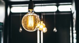 Precio de la luz, hoy viernes 18 de julio: descubre cuándo ahorrar en tu factura eléctrica