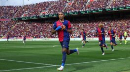 El Barça sentencia LaLiga en un Clásico de locura ante el Real Madrid