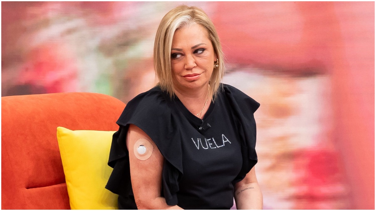¿Qué es el parche blanco que lleva Belén Esteban en el brazo?