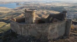El rincón extremeño con castillo del siglo XV donde Estopa dio vida a 'Vino tinto'