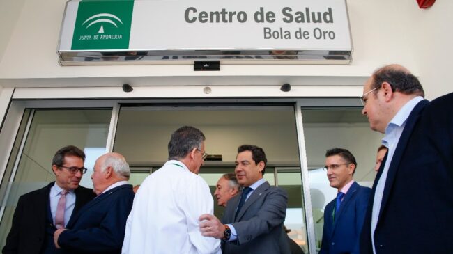 Las regiones invierten cuatro veces más en sus hospitales que en sus centros de salud