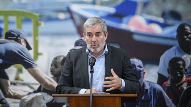 Clavijo confía que en verano empiece el reparto de menas de Canarias a otras comunidades