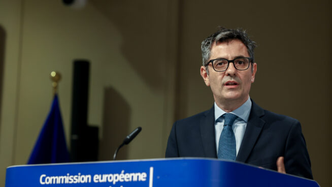 La media verdad de Bolaños: en Europa sí instruye la Fiscalía, pero sin control político