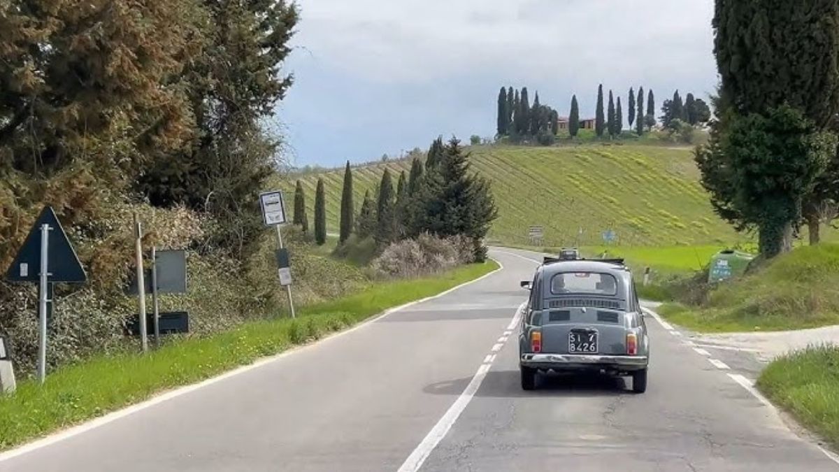 De Barcelona a Japón en un Fiat: la odisea del tiktoker que se quedó bloqueado en Rusia