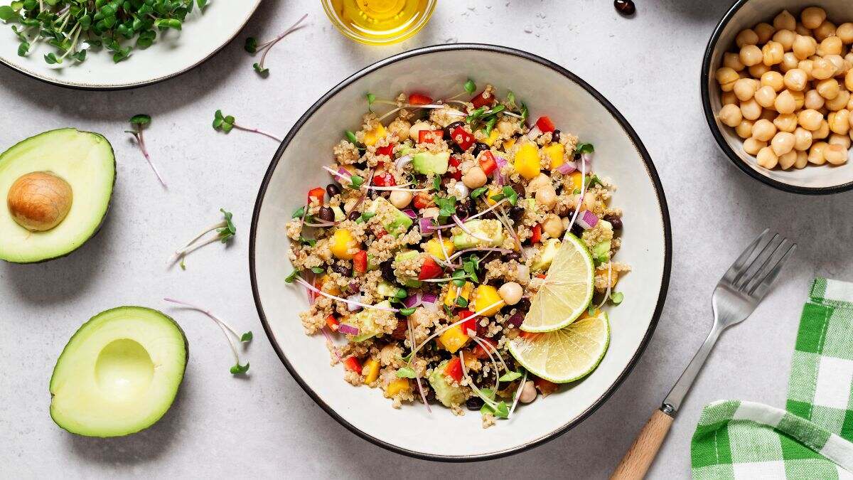 11 ideas de ensaladas perfectas para los días de calor