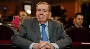 Edmundo González, sometido «con éxito» a una operación quirúrgica en Madrid