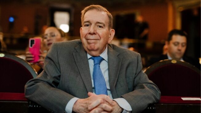 Edmundo González, sometido «con éxito» a una operación quirúrgica en Madrid