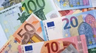 ¿Podría el euro sustituir al dólar como moneda de reserva mundial?