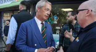 Farage y el auge de Reform: síntomas de una democracia británica más fragmentada