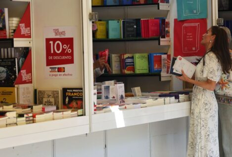 La Feria del Libro de Madrid cierra este viernes por alerta roja ante el fuerte viento