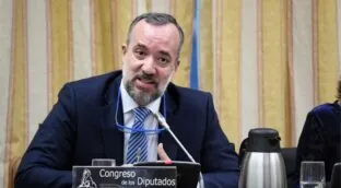 El 'dos' de Interior con Rajoy trató de reinsertar a 'Alcasec' en una empresa de ciberseguridad