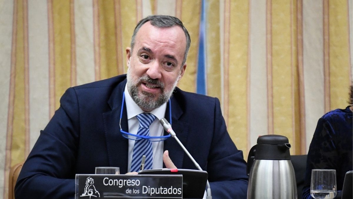 ‘Alcasec’ desvincula al ex ‘número dos’ de Interior de la actividad de sus empresas