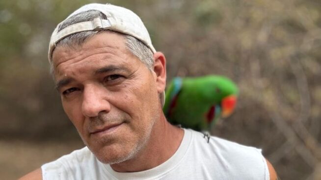 Frank Cuesta admite no padecer cáncer y más: «Los animales del santuario son comprados»