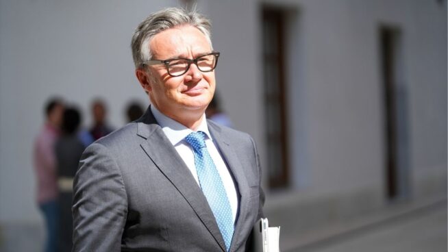 Vox dice que el Papa «lleva la cruz de Cristo en sus hombros y tiene mucho trabajo por delante»