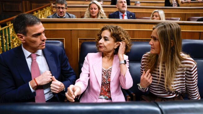 El Gobierno califica de «bulo» la teoría de que el apagón se debió a un «experimento»