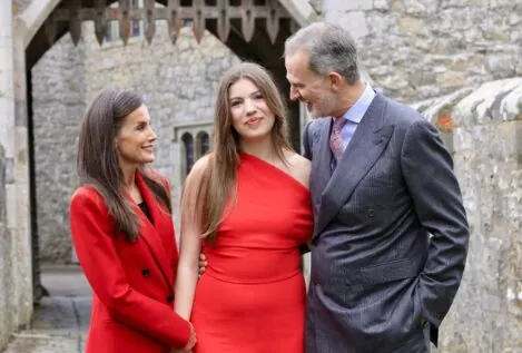 La infanta Sofía se gradúa en Gales: a conjunto con Letizia y con un Rey orgulloso