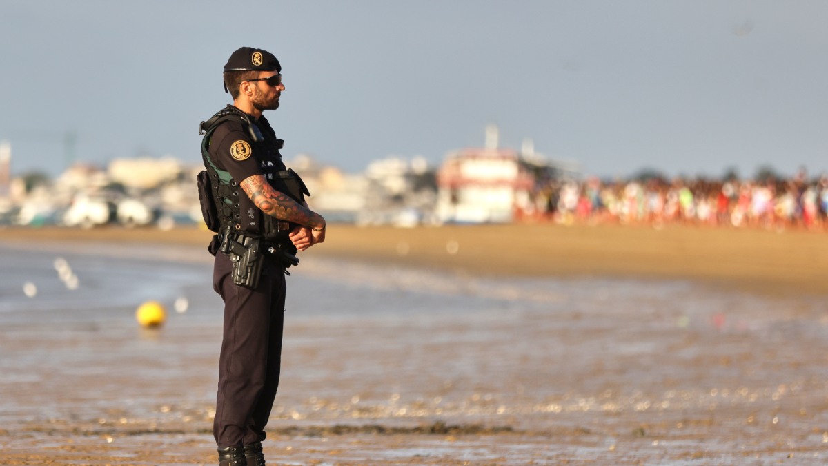 Una delegación europea visita Cádiz para analizar las situación de los agentes en la zona