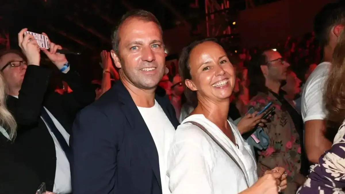 Hansi Flick, el entrenador detrás de la victoria del Barça: su único amor, dos hijas y empresas
