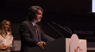 Una juez imputa a dos ex altos cargos de Ayuso por las muertes en residencias durante la covid