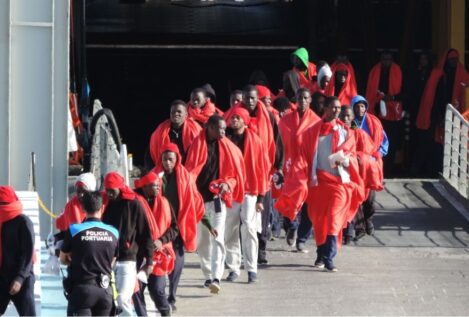 La Xunta se opone a la reubicación propuesta por el Gobierno de 317 menores inmigrantes