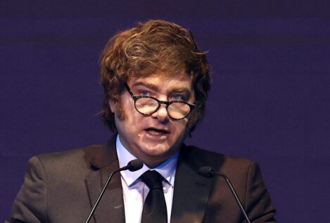 El Gobierno de Milei anuncia que endurecerá las políticas migratorias: «Fuera de la ley, nada»
