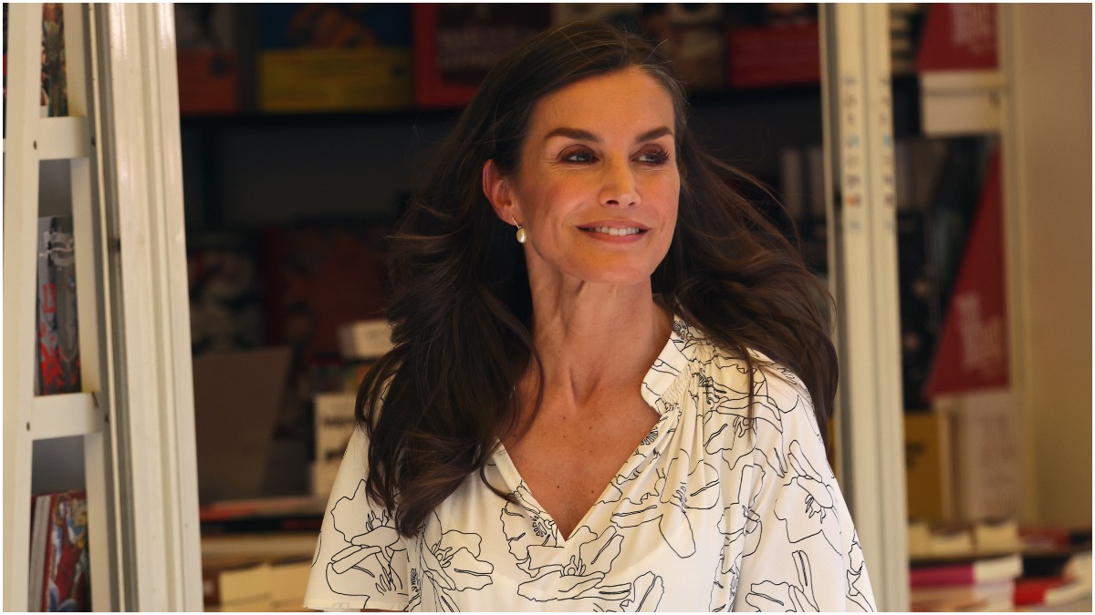 Letizia vuelve a ser periodista: la entrevista que ha hecho en TVE, analizada por dos expertas