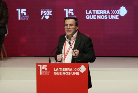 El PSOE blinda a su líder en Extremadura para obstaculizar su procesamiento judicial