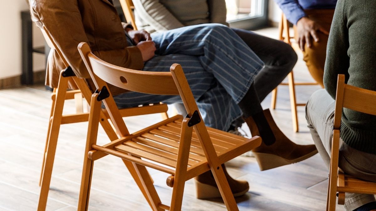Ansiedad o aburrimiento: las razones detrás de mover las piernas inconscientemente