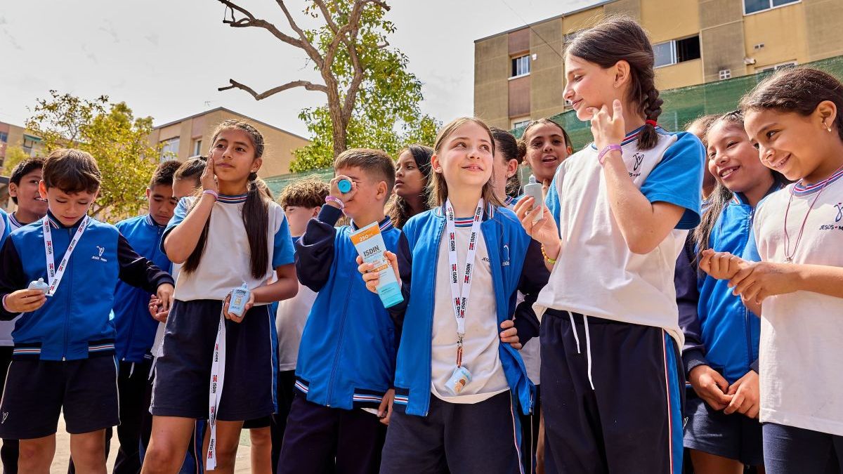 ISDIN celebra 30 años de campañas escolares sobre la importancia de la protección solar