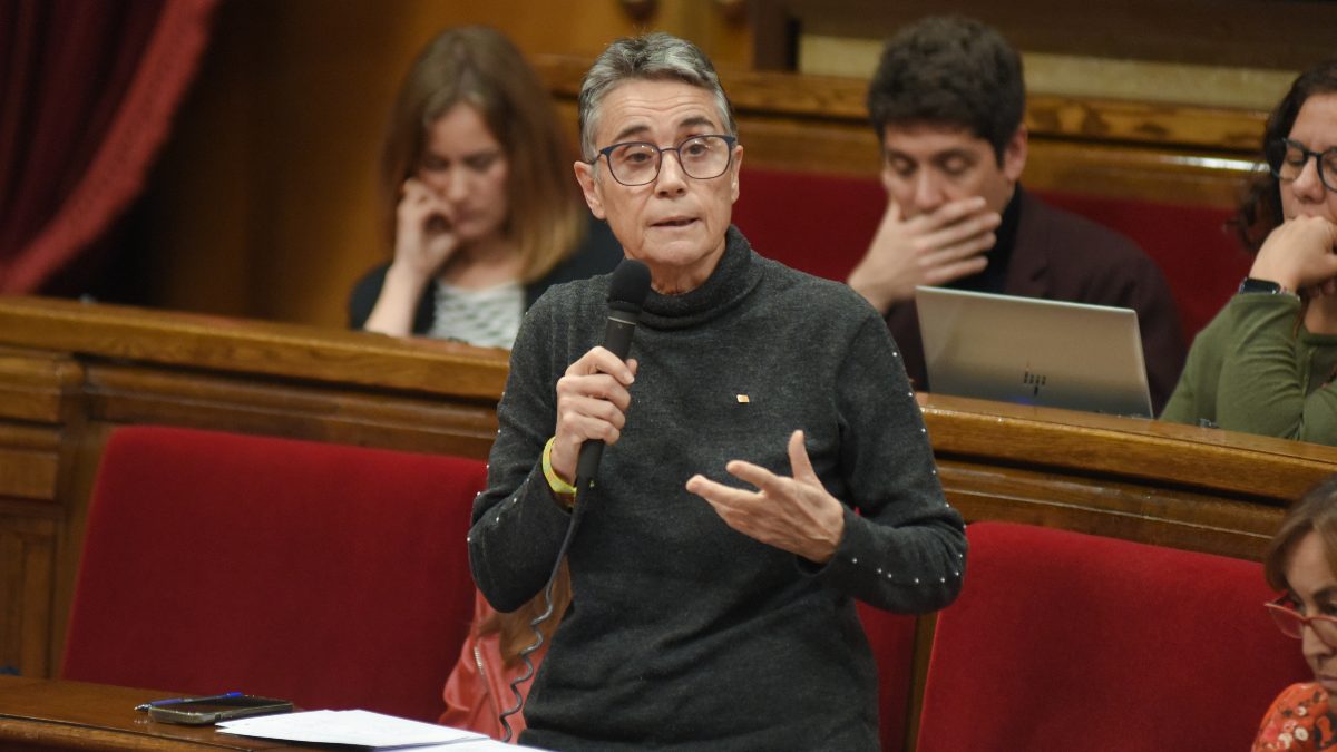 Pinchan los cursos de catalán para médicos: un 60% menos de inscritos en su segunda edición