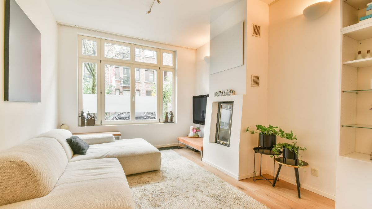 Ni sillones ni estanterías: estos son los muebles que dan amplitud a tu piso según Pia Capdevila