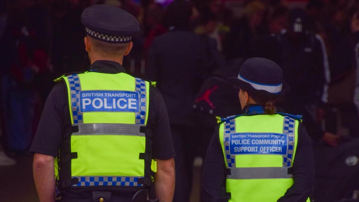 Detenidas cinco personas que planeaban un atentado terrorista en un local de Londres