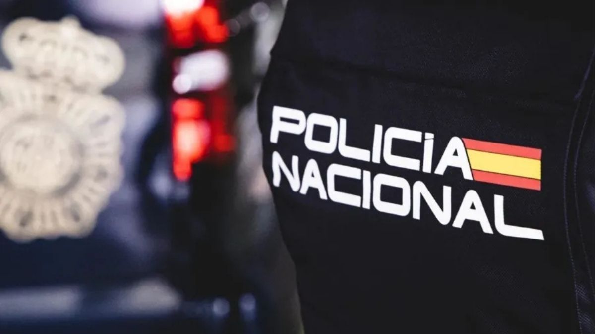 Detenido un joven por apuñalar a su padre en un club de alterne a las afueras Santiago