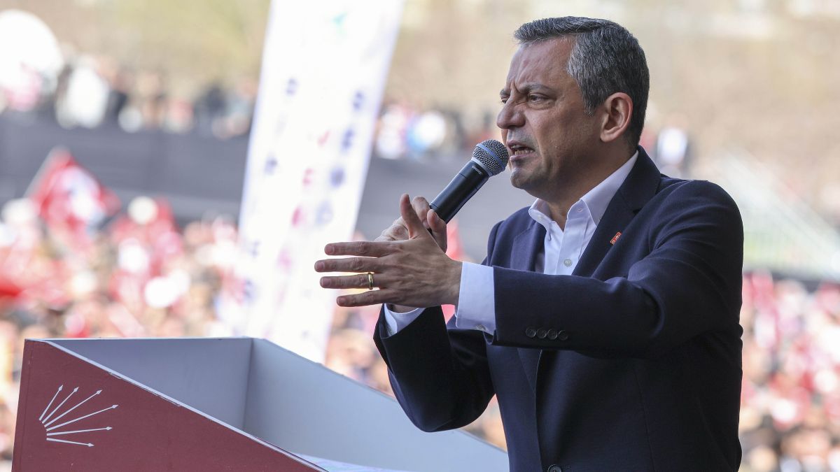 Agredido en Estambul el presidente del principal partido de oposición de Turquía
